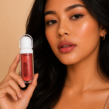 Load image into Gallery viewer, Beauty Hacks BUTTER HYDRA LIPS Shimmer Tint Gloss

